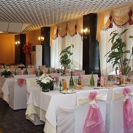 Elbrus Hotel Pazardsjik Eksteriør billede